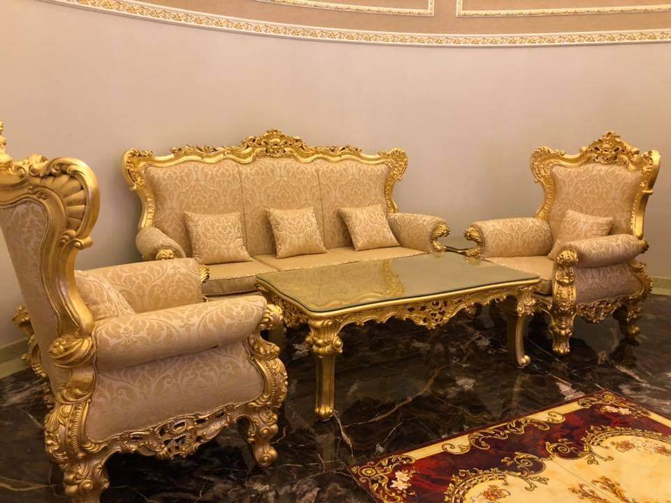 Sofa Đã Được Thiết Kế Lại Theo Phong Cách Tân Cổ Điển
